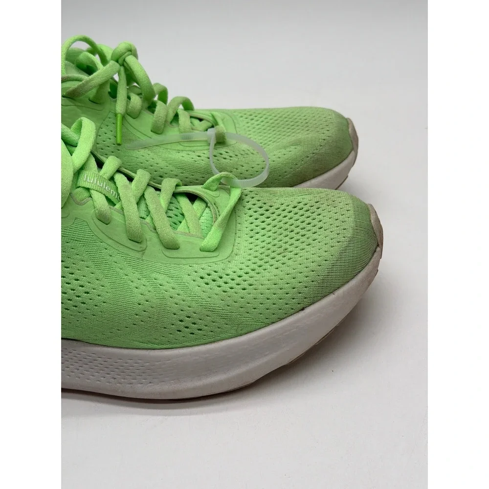 Lululemon Blissfeel 2 Womens Running Shoes Electric Lime Green Neon Sneakers